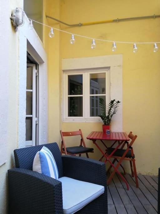 Magnificent Historical City Centre Apart With Terrace Lisboa Exterior foto
